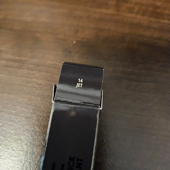 Mac SQUIRT PLUMPING GLOSS STICK in Jet (NIB) - PRICE IS FIRM - Picture 4 of 6